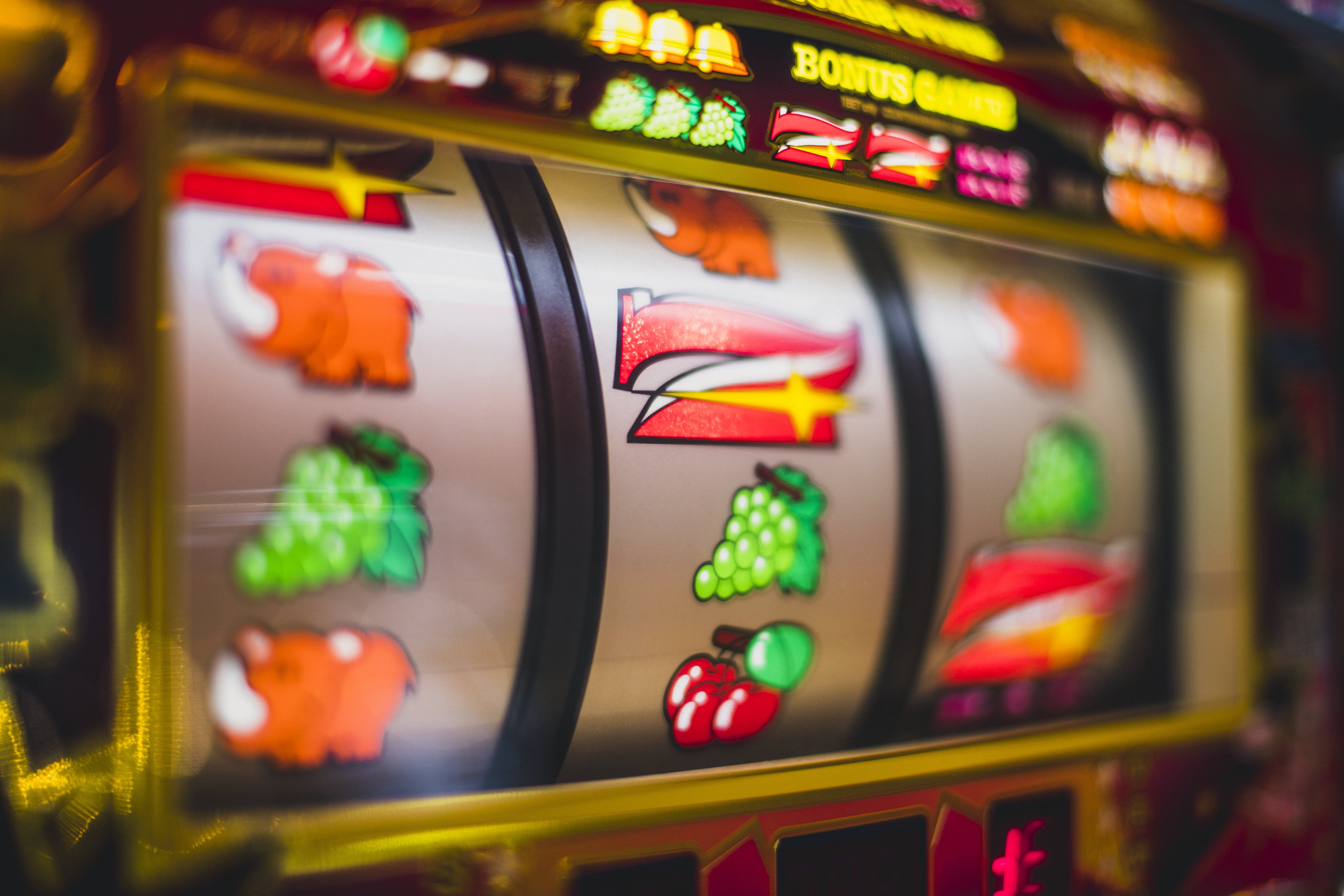 Opsi pembayaran digital dan transfer bank tersedia di pokermania88